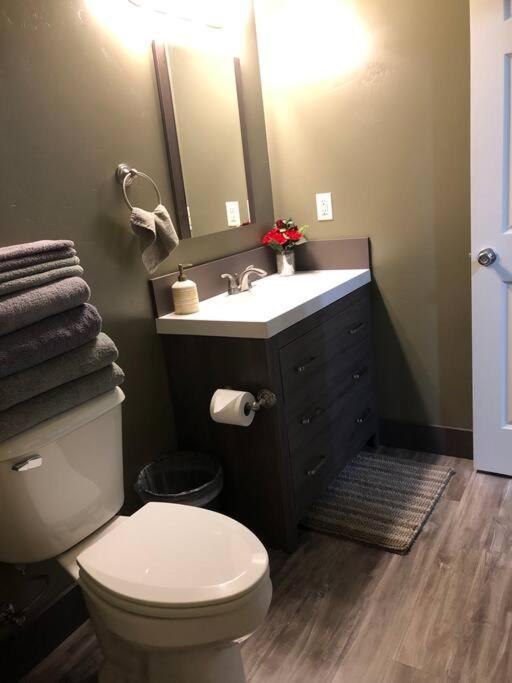 Parkway Yellowstone Guest House Room #2 การ์ดีเนอร์ ภายนอก รูปภาพ
