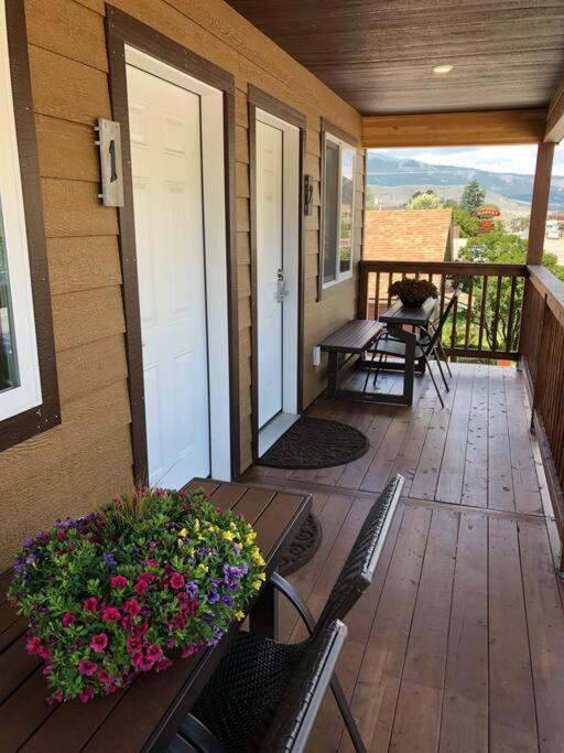 Parkway Yellowstone Guest House Room #2 การ์ดีเนอร์ ภายนอก รูปภาพ