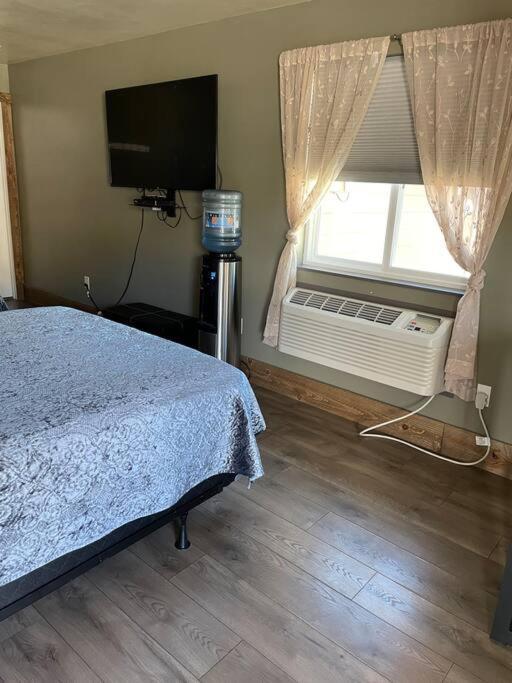 Parkway Yellowstone Guest House Room #2 การ์ดีเนอร์ ภายนอก รูปภาพ