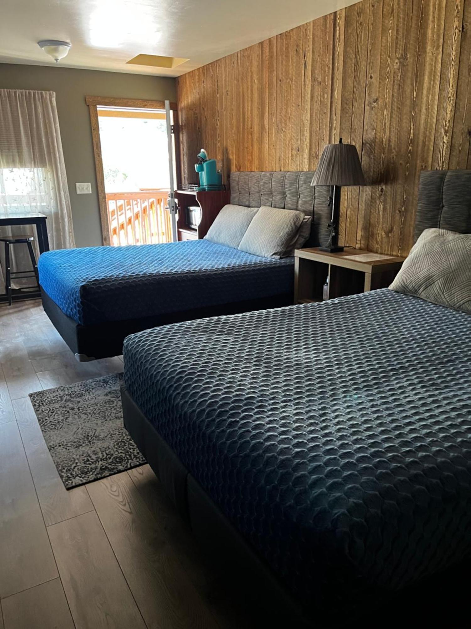 Parkway Yellowstone Guest House Room #2 การ์ดีเนอร์ ภายนอก รูปภาพ